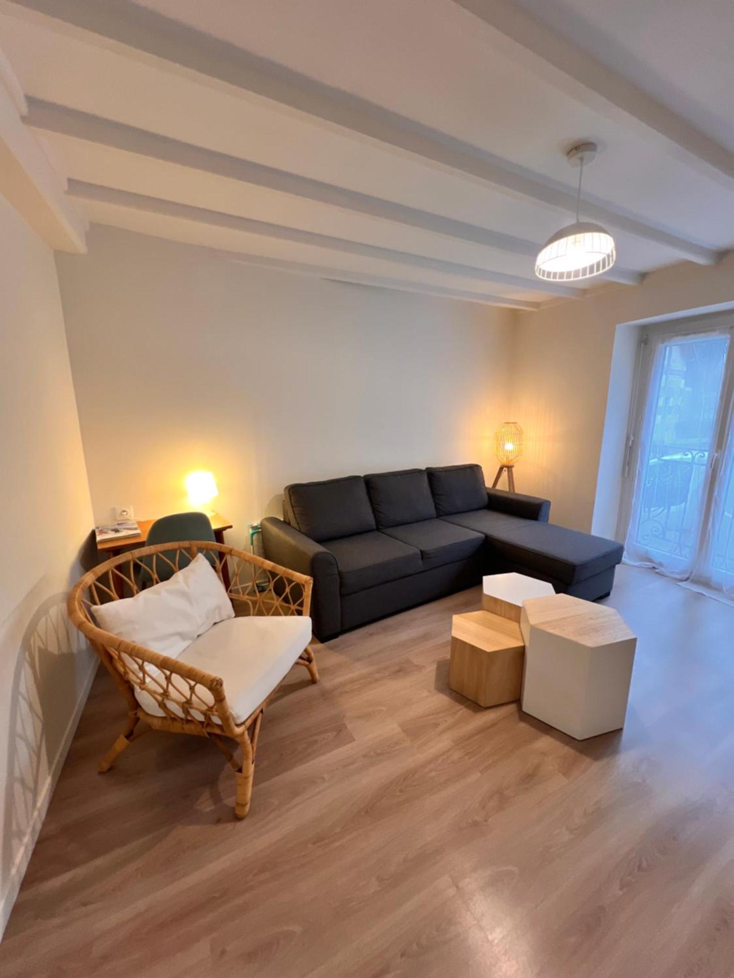 Appartement Rdc 9 Personnes, 2 Chambres, Wifi, Proche Du Centre La Bourboule Esterno foto